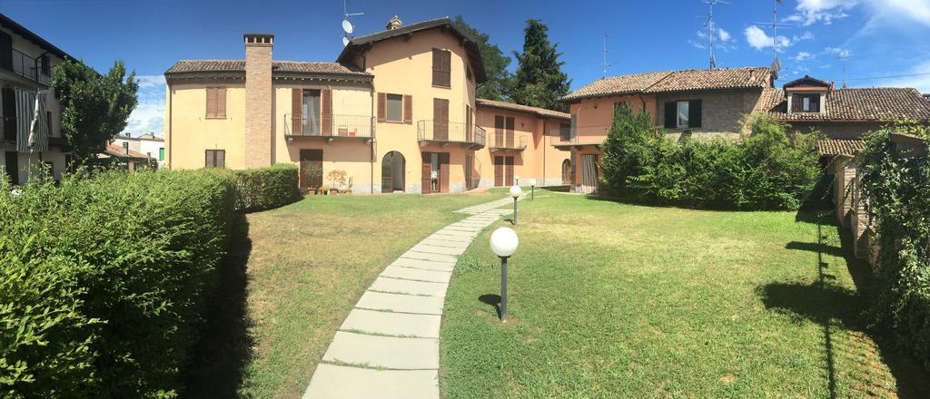 Bilocale Salice Terme Apartment Exterior photo
